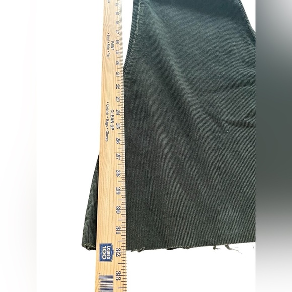 Altar'd State Corduroy Flare Bell Bottom Raw Hem Jeans‎ Size 30 - Picture 7 of 11